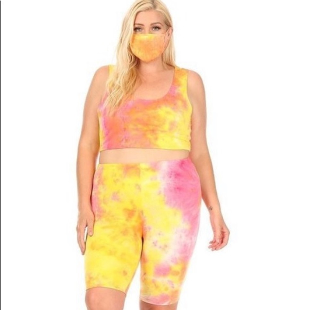 Plus size 3 piece mask set.